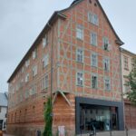 Bildbestimmender, betont moderner Ladeneinbau, Halle an der Saale