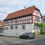 Dörfliches Wohnhaus, nach Ladenrückbau und Sanierung, Frankfurt-Niederursel, © Denkmalamt Frankfurt am Main