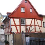 Wohnhaus, nach Freilegung des straßenseitigen Sichtfachwerks, Frankfurt-Höchst, © Denkmalamt Frankfurt am Main